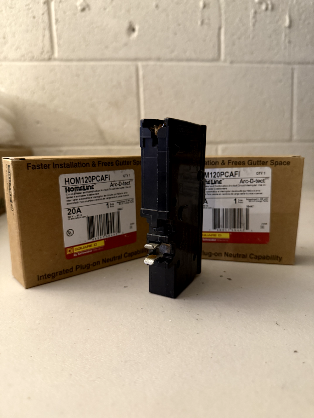 10PCS SQUARE D HOMELINE HOM120PCAFI HOM120PCAFIC 20A AFCI PLUG ON NEUTRAL NEW