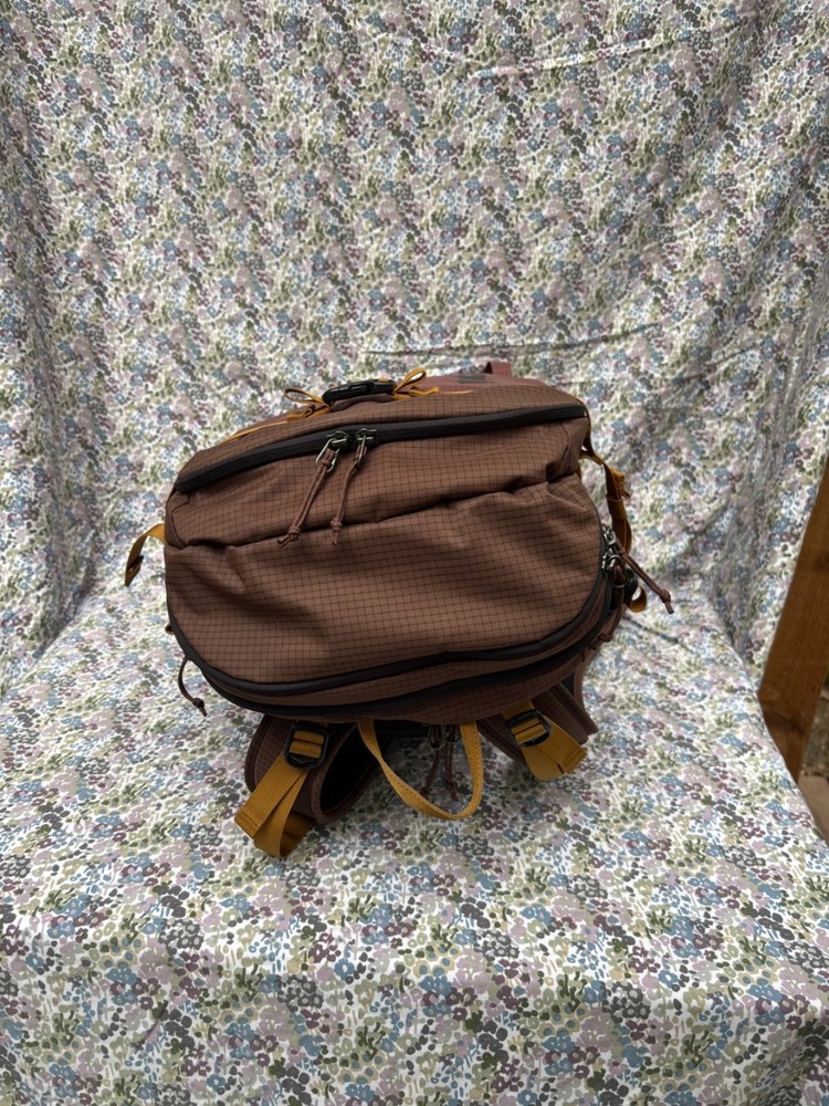 Patagonia Snowdrifter backpack 40L