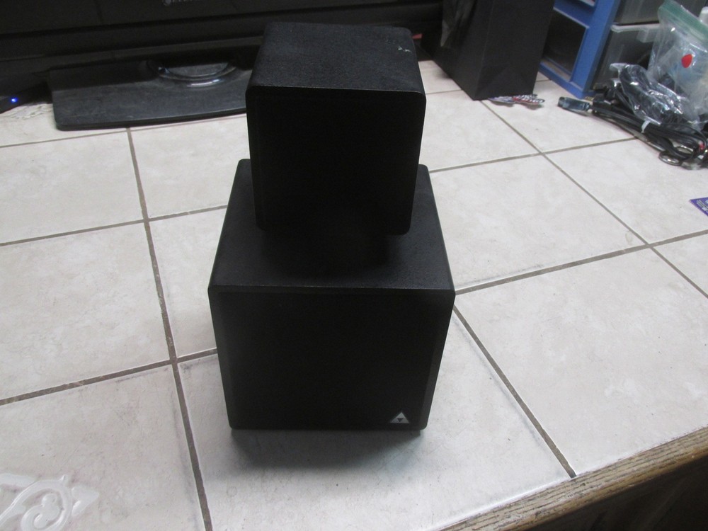 Triad Cube Speaker Works Good