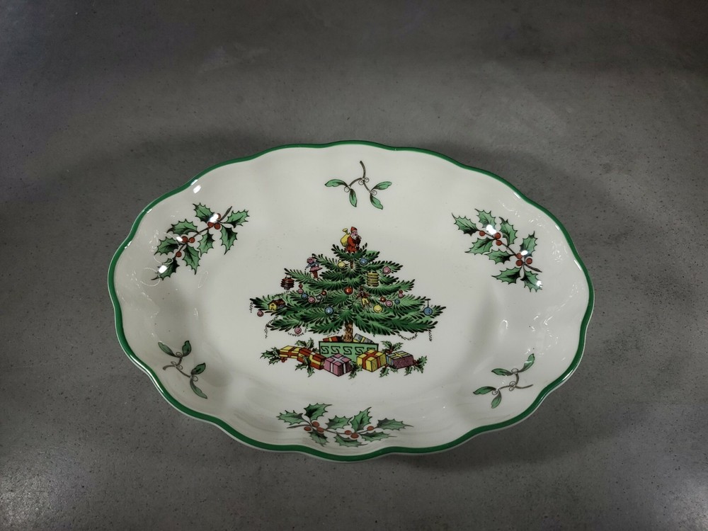 Spode Christmas Tree  Dish 5.5" Oval Fluted Small Nice