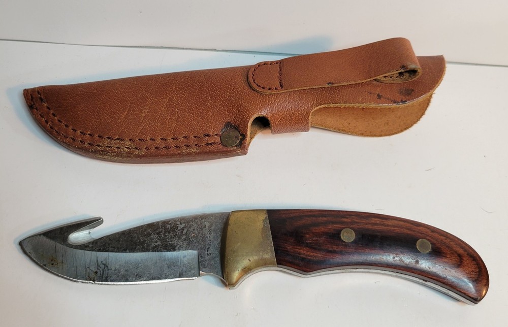Hunting Knife with Sheath