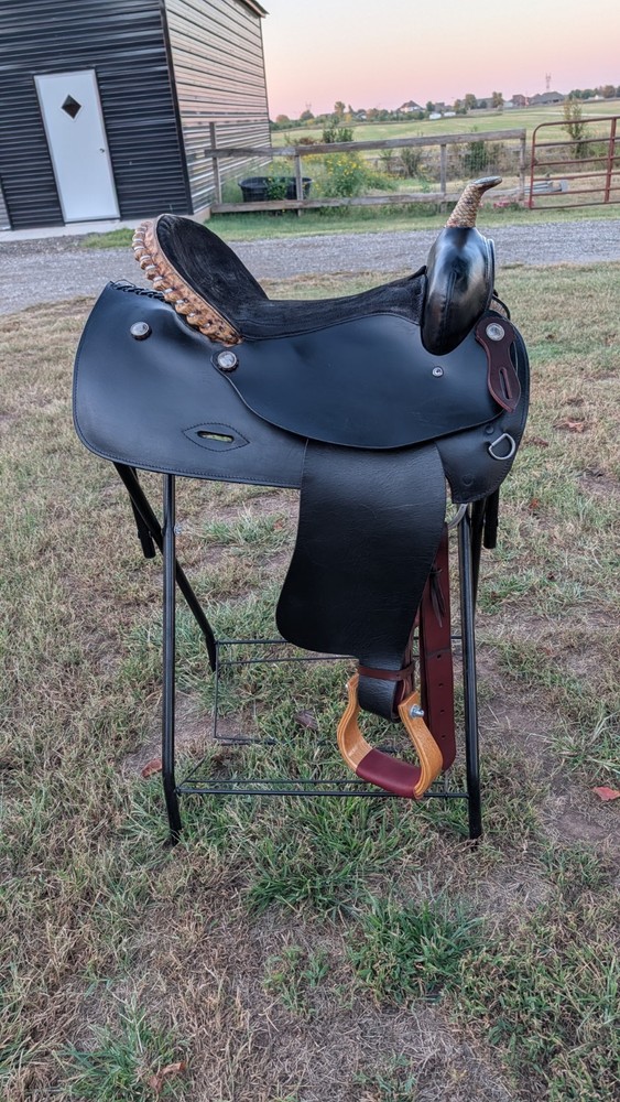 16” Black Western Saddle