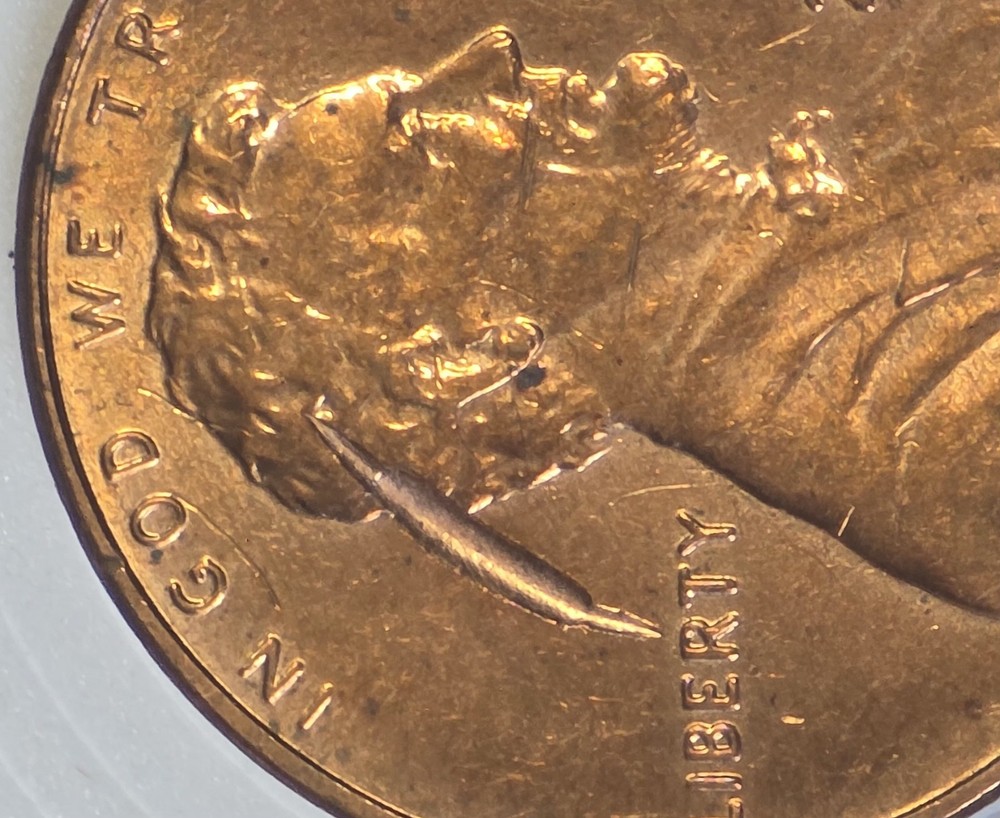 2010 Lincoln Shield Cent 💥Large Retained Strike Through Obverse Mint Error💥