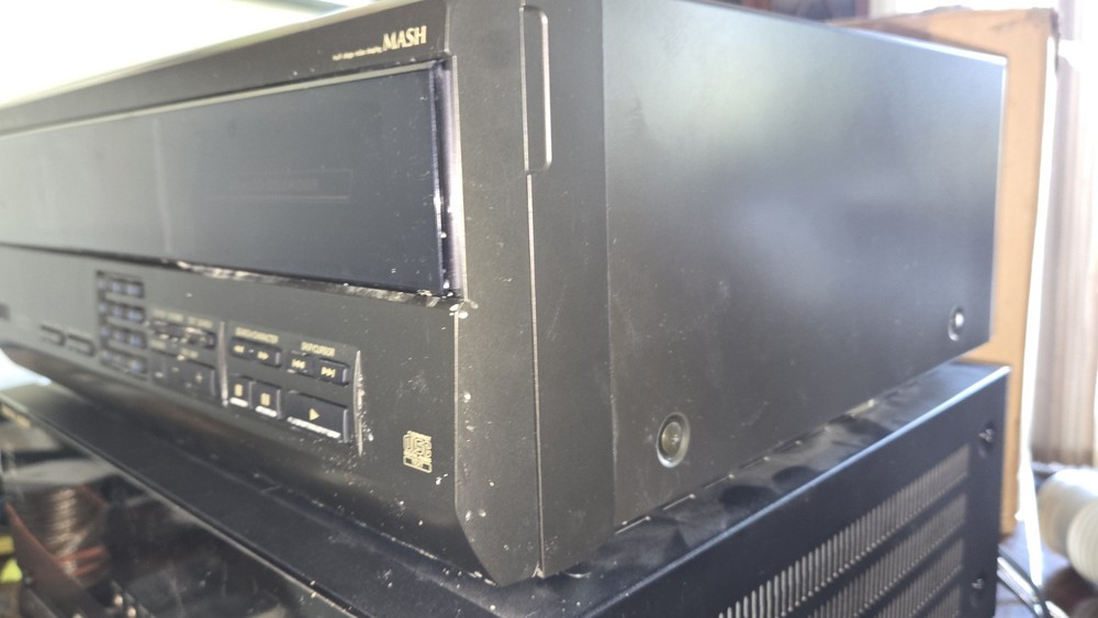 Technics Vintage SL-MC4 60 Disc CD Player Tested Working