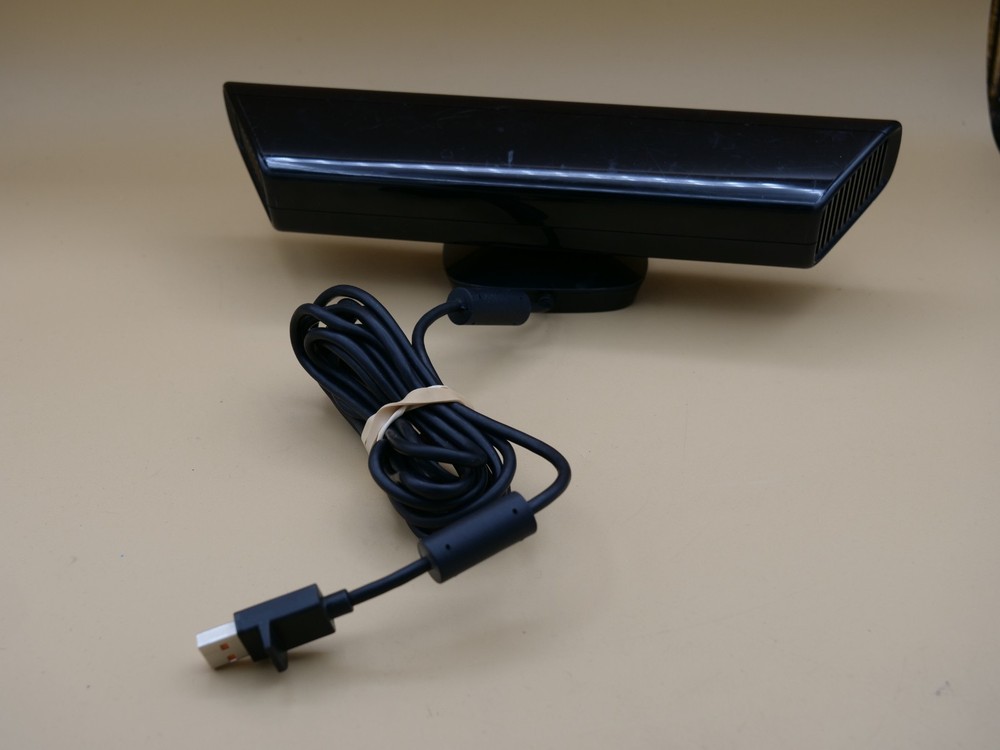 Official Microsoft Xbox 360 Kinect Motion Sensor Bar! \(BAR ONLY)