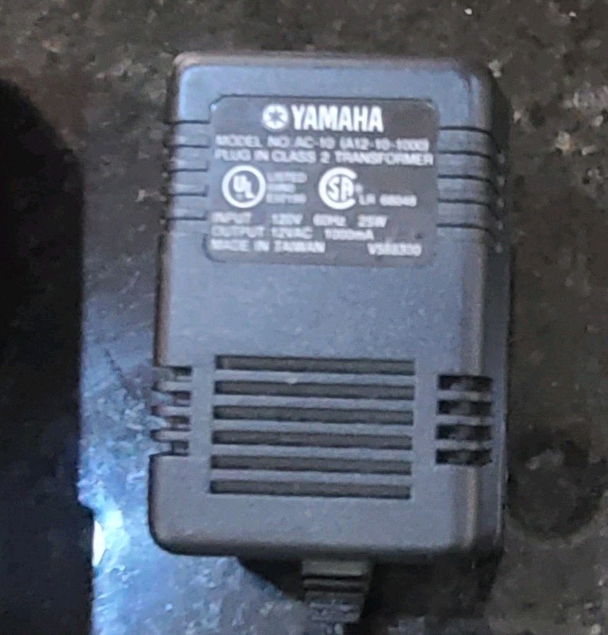 Yamaha G-Stomp MultiEffects Guitar Pedal