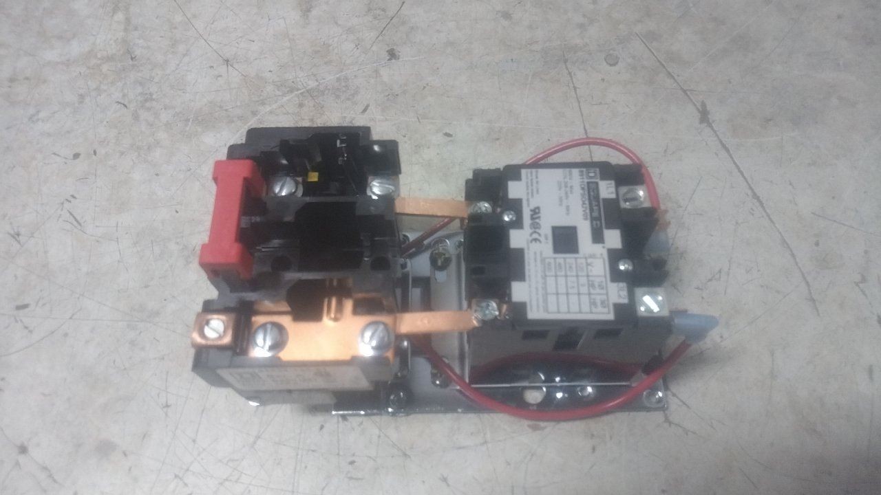 Square D 8911DPSO42V09 208-240VAC Coil Definite Purpose Magnetic Motor Starter