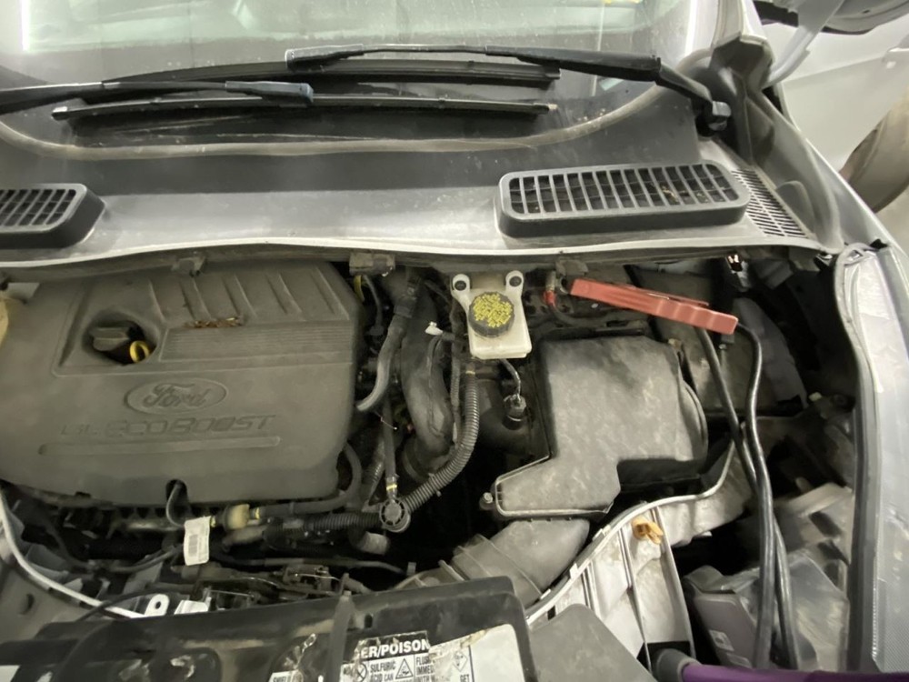 Fuse Box Engine Fits 19 ESCAPE 1055308