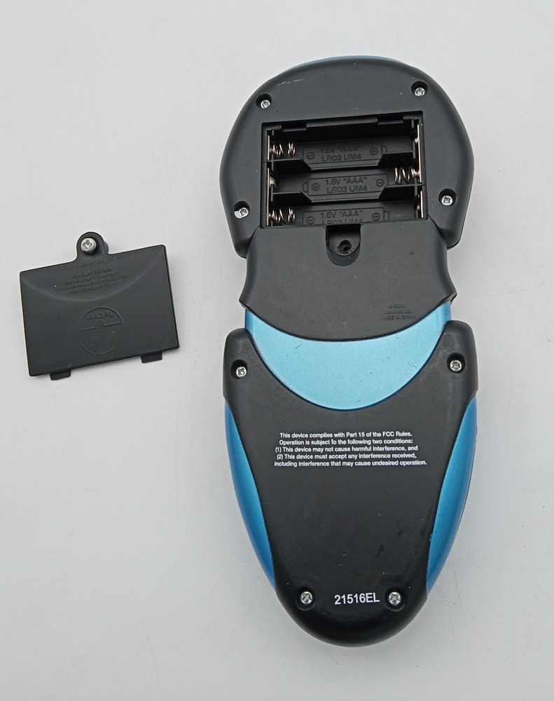 WowWee Robosapien 2004 Black & Blue Robot Remote Control