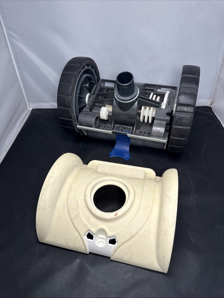 Pentair Suction Pool Vacuum Cleaner sweep Untested