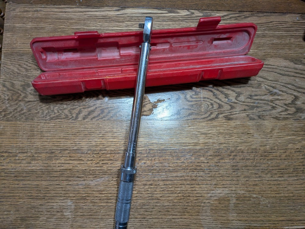 mac tools torque wrench and case