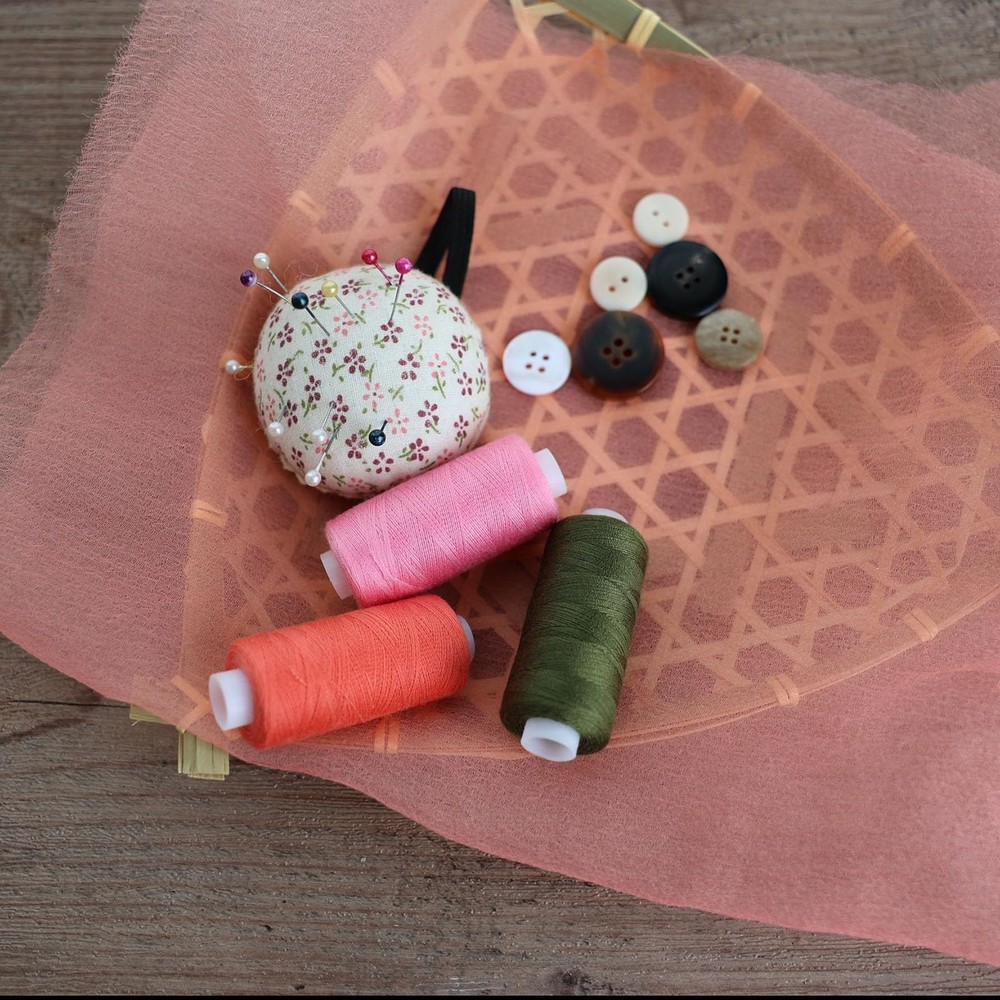 72 PCS Sewing Thread Assortment 36 Color Thread for Sewing Machine with 36 Sa...