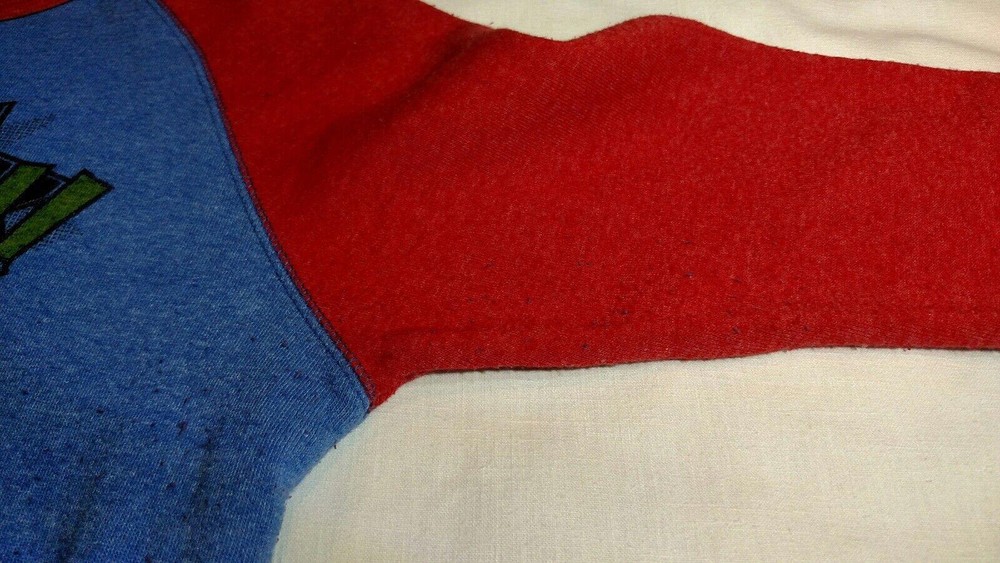 P-Town Tom Sharp Sweatshirt Mens Small