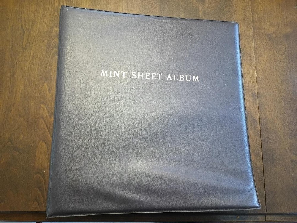 Minkus Mint Sheet Album - room for 60 sheets