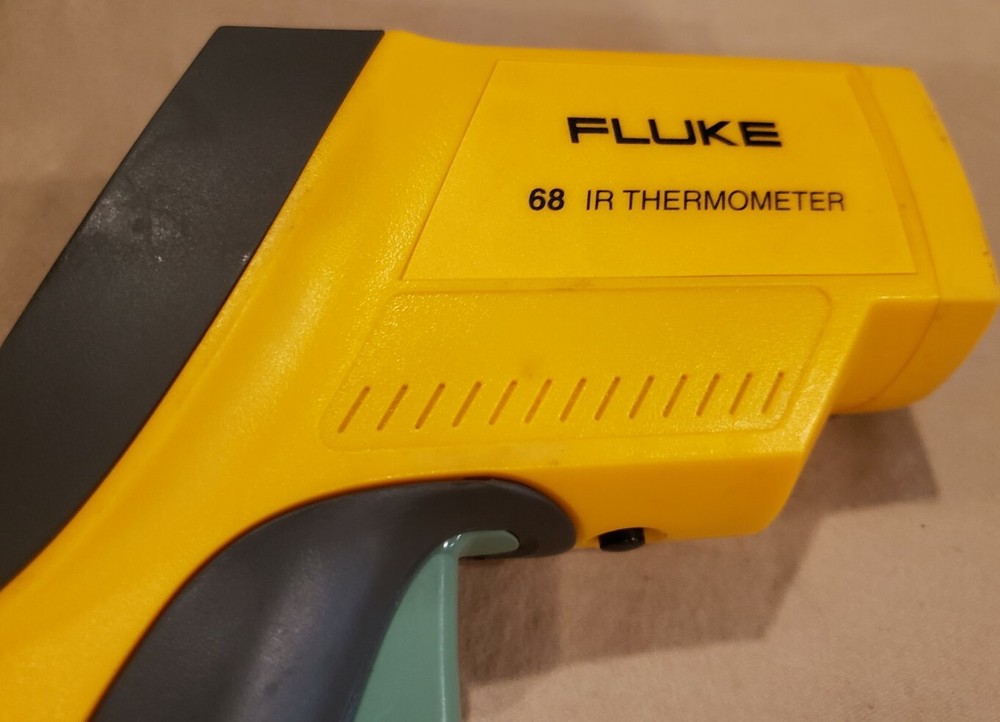 Fluke 68 IR Infrared Thermometer With Case
