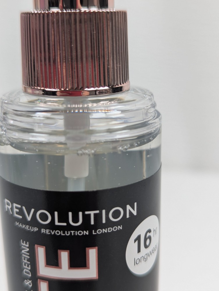 Makeup Revolution Infinite mattifying Spray - 100ml