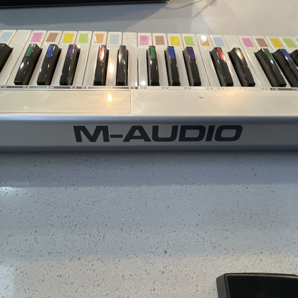 M Audio Keystation 49e - 49 Key Mobile USB MIDI Controller
