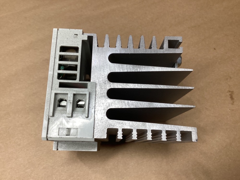 Eurotherm TE10S Single Phase Solid State Relay Input: 50A #106G82PR7