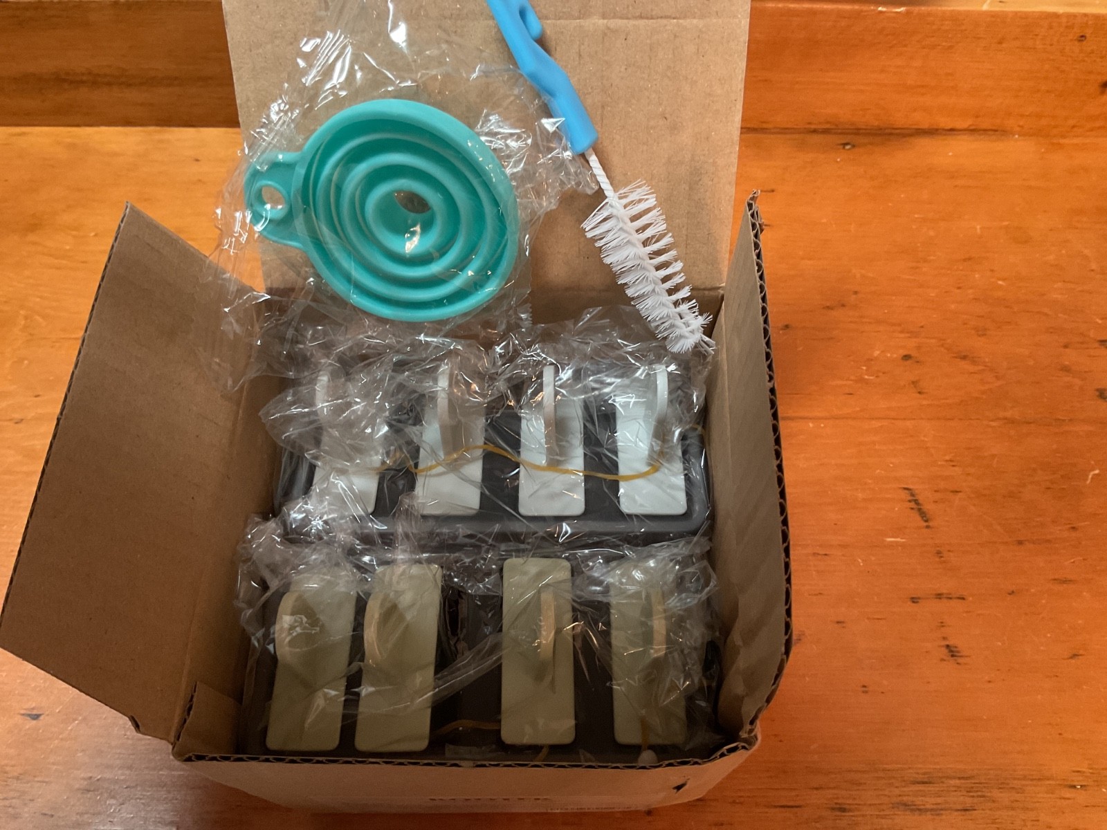 Kootek set of two popsickle molds 8 cabities easy to release