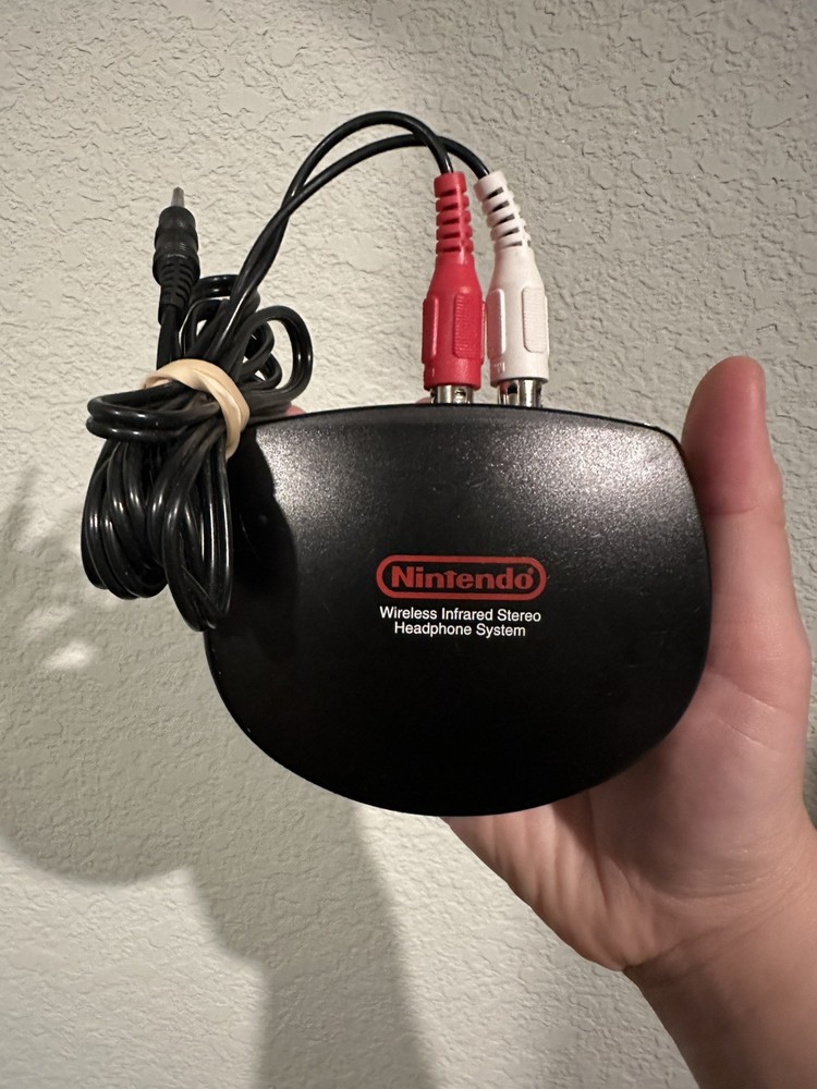 1997 NINTENDO 64 MULTIMEDIA WIRELESS HEADPHONE SYSTEM PLEASE READ