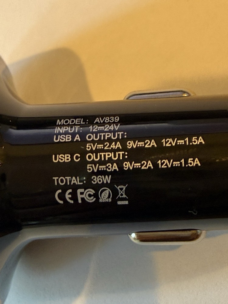 Ainope AV839 Bluetooth FM Transmitter Car Charger 2 USB Port Led Light