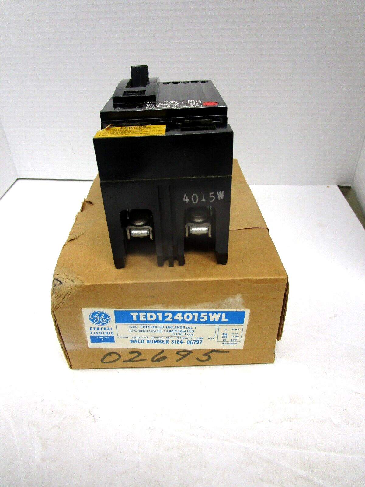 (1) General Electric TED124015WL TED Circuit Breaker Model 1 2Pole