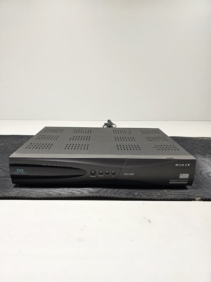Humax VACI-5350 DVB MPEG2 Digital Receiver - Used, Working