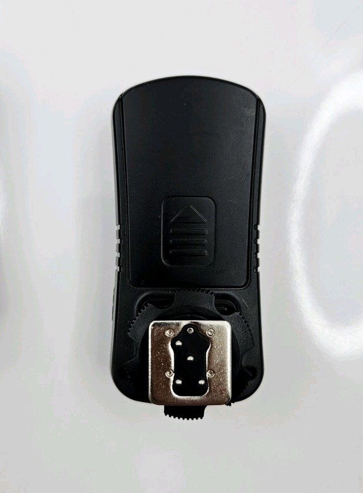 Yongnuo Digital RF605N Wireless Flash Trigger 2 Units