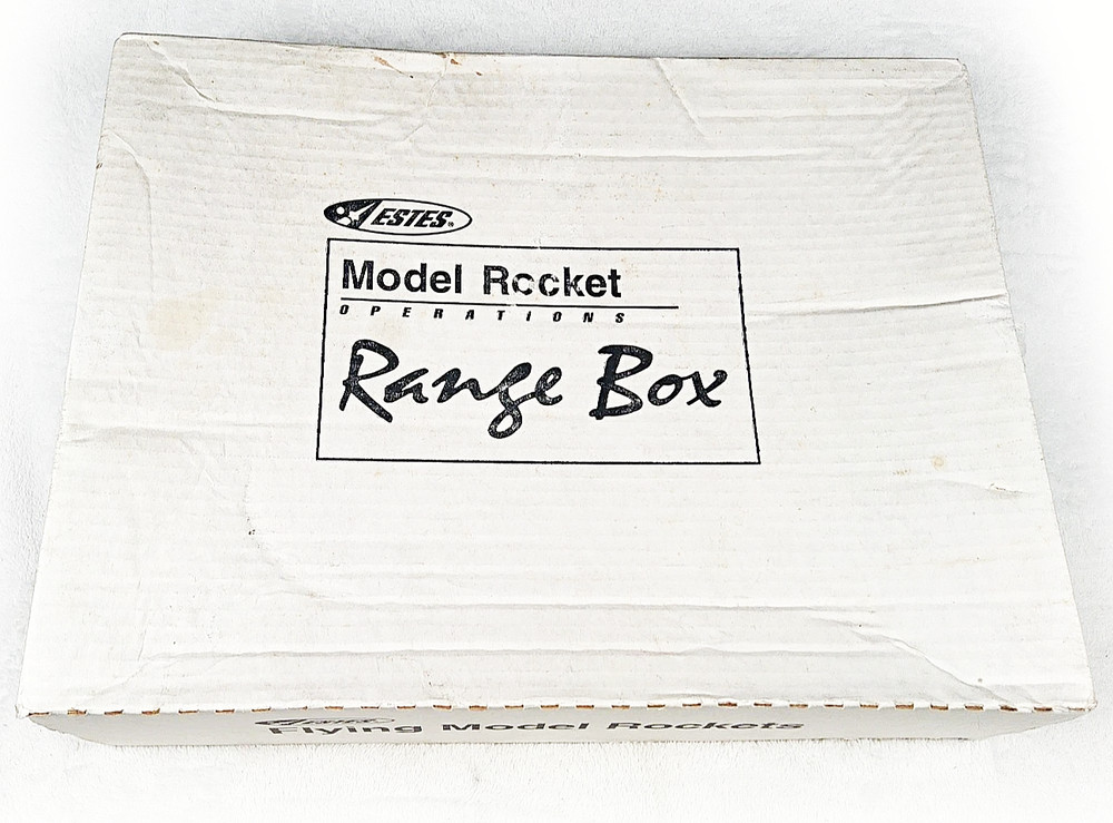 Vintage Estes Range Box Rocket Set 2 Rockets 2 Launch Pads Controller NO ENGINES