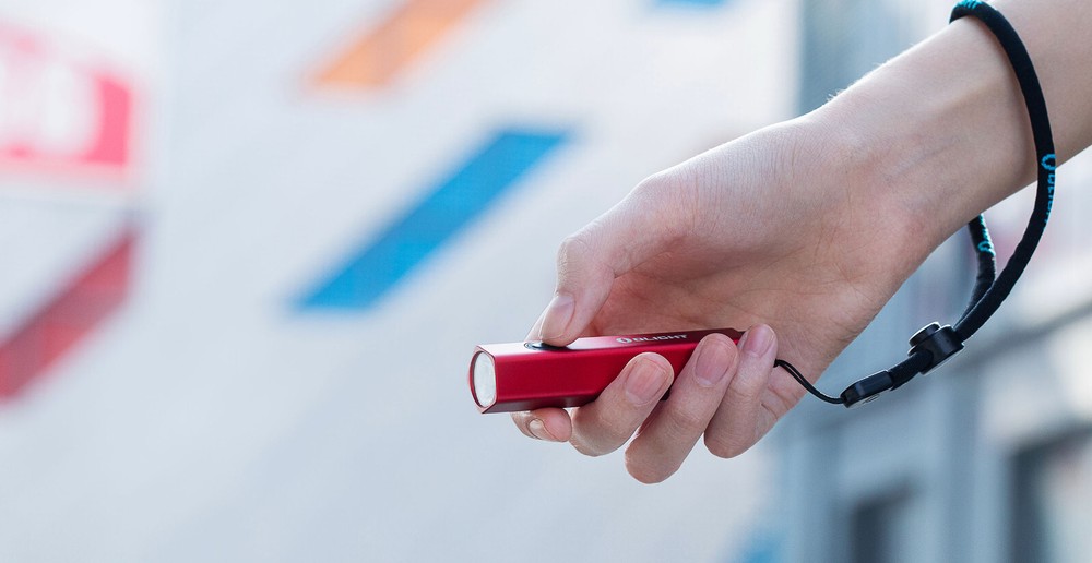 Olight Diffuse Red 700 Lumens EDC Pocket Flashlight, 6 Lighting Modes