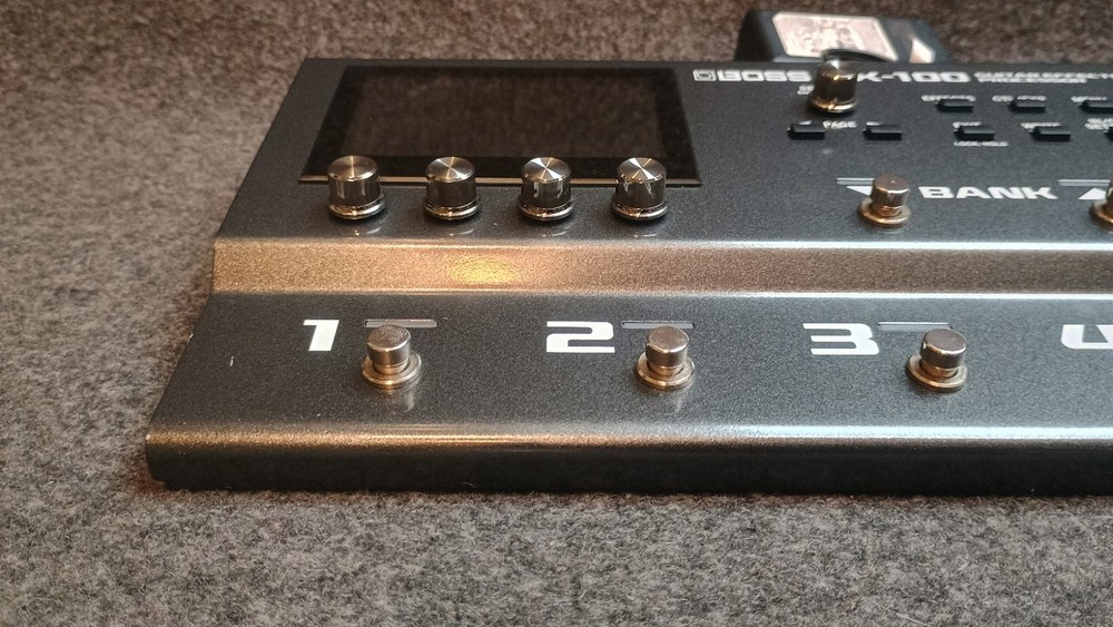 Boss GX-100 Guitar Effects Processor