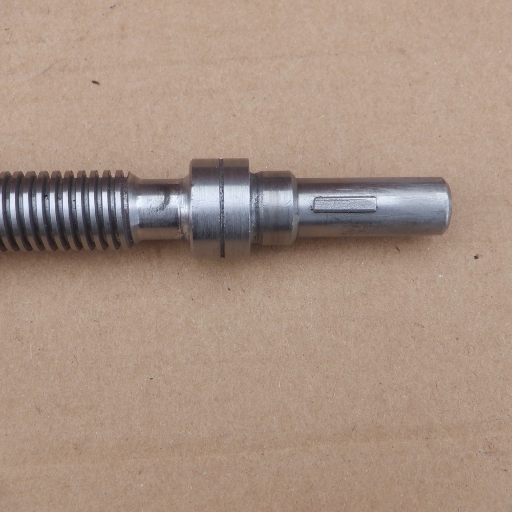 HARRISON M390, COMPOUND SLIDE METRIC SCREW & NUT