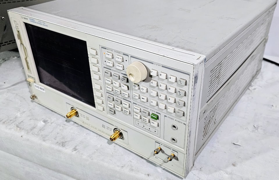 Agilent 8753ES 3GHz S-Parameter Network Analyzer 30kHz–3GHz