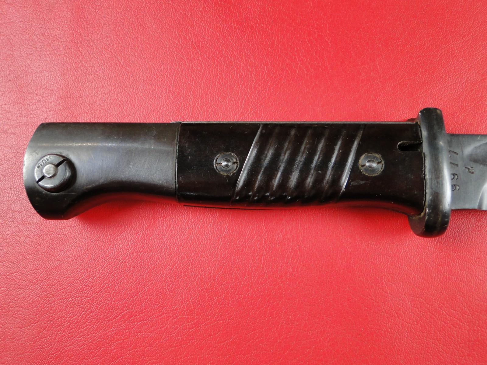 Excellent Original WWII German K98k Bayonet Horster 1942. (SMA3513)