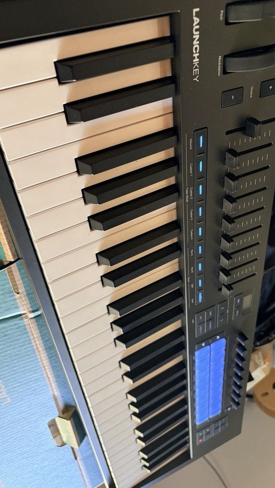 Novation Launchkey 49 MK4 49-key Keyboard Controller