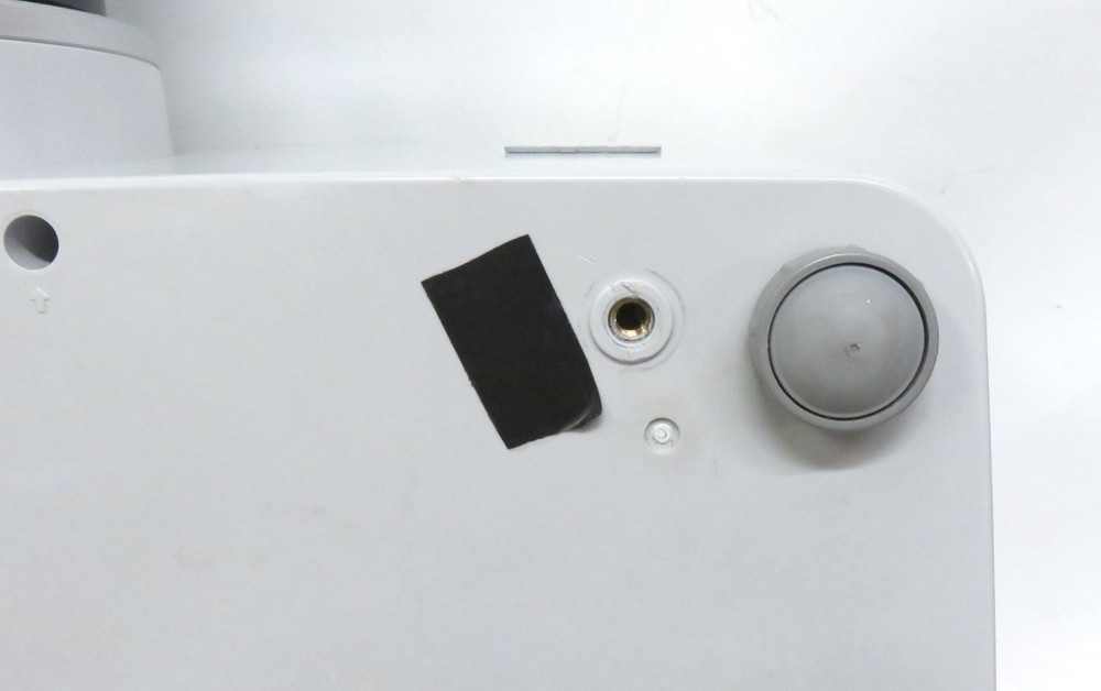 Sanyo PLC-ZM5000L Projector W/ Lens * B- Possible Issues