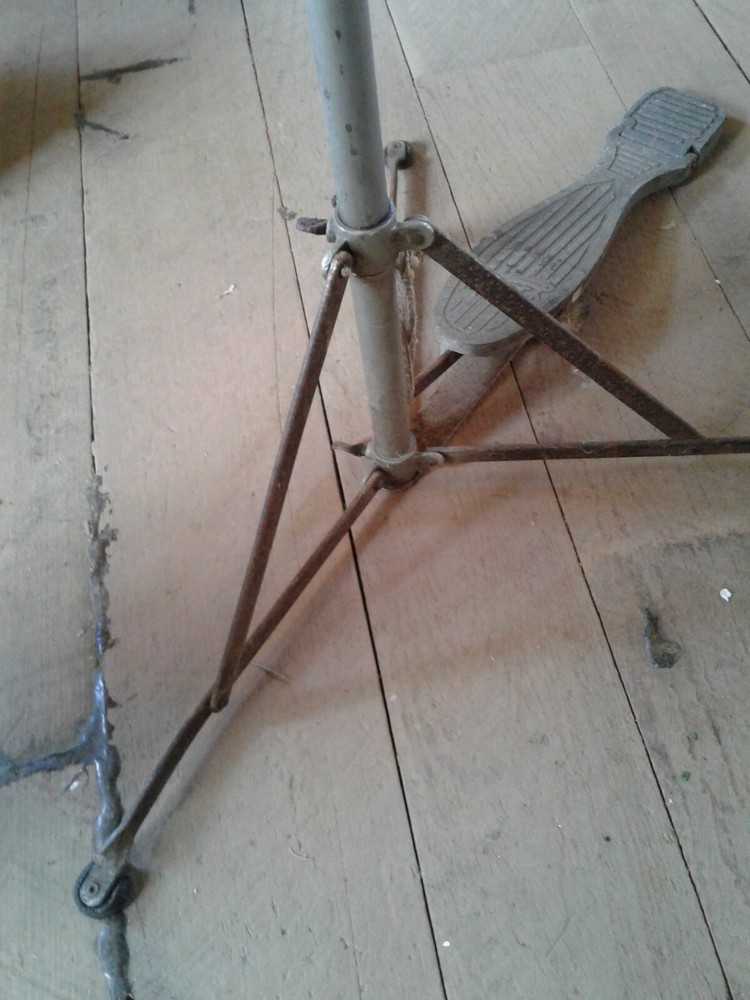 Leedy Flat Base Hi Hat Stand