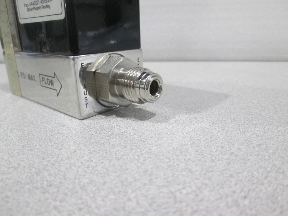 Unit UFC-1500A Mass Flow Controller, Gas, Cl2, 20 SCCM