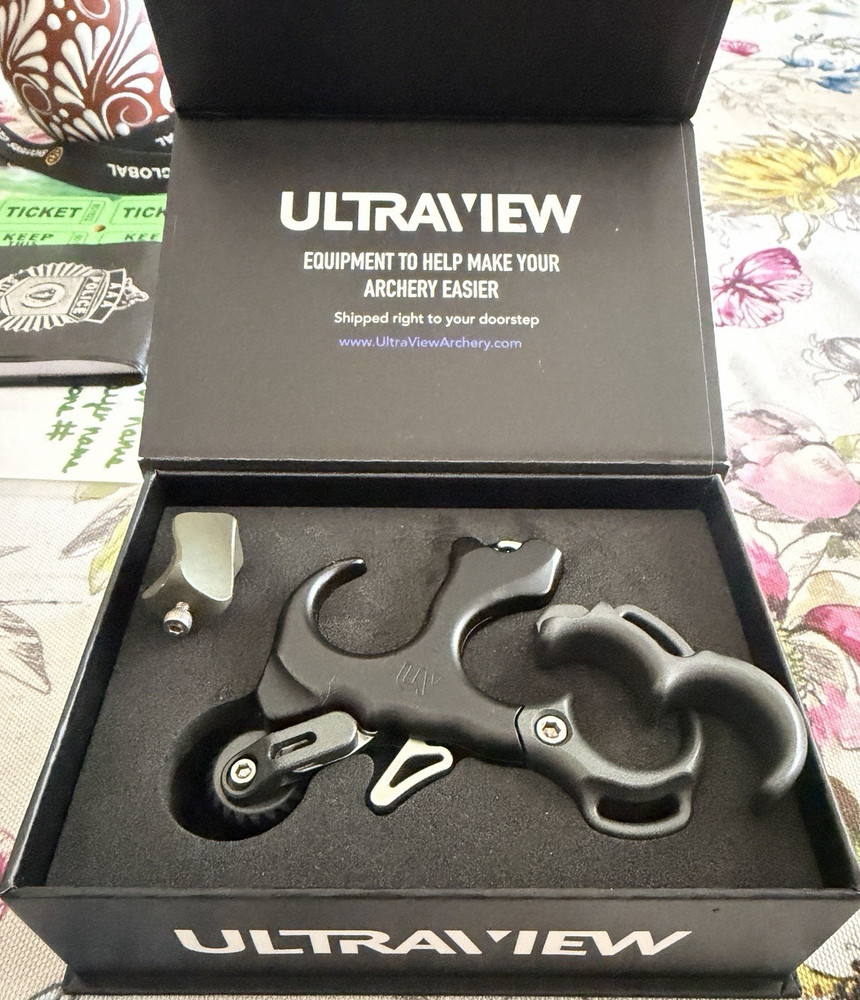 UltraView UV Button Release with extras. Size Medium