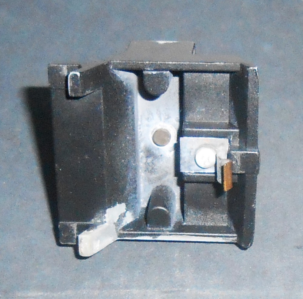 Bracket / Post for BECKMAN Spectrophotometer