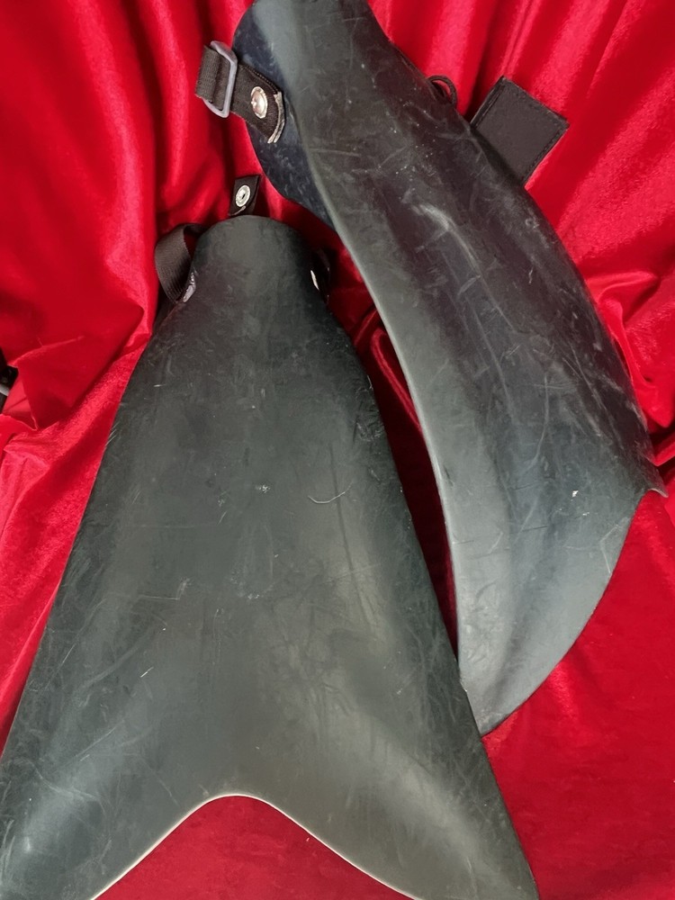 Force Fin Black Medium