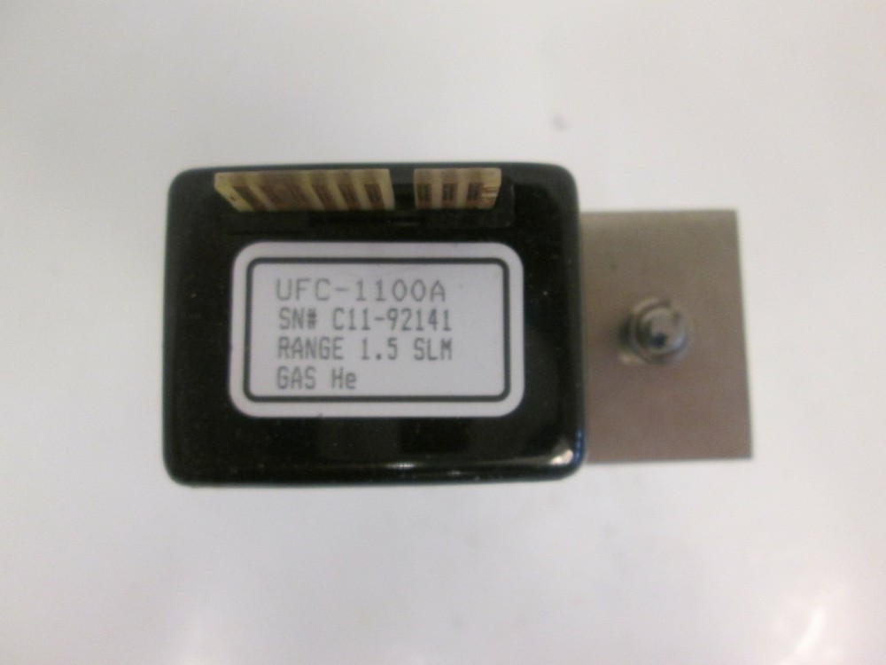 Unit UFC-1100A Mass Flow Controller MFC, He, 1.5 SLM