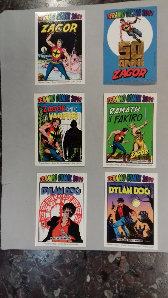 Teramo Comix 2011, postcard box.