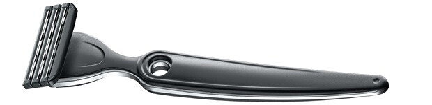 Defender Razor with 8 Sensitive refill cartridges
