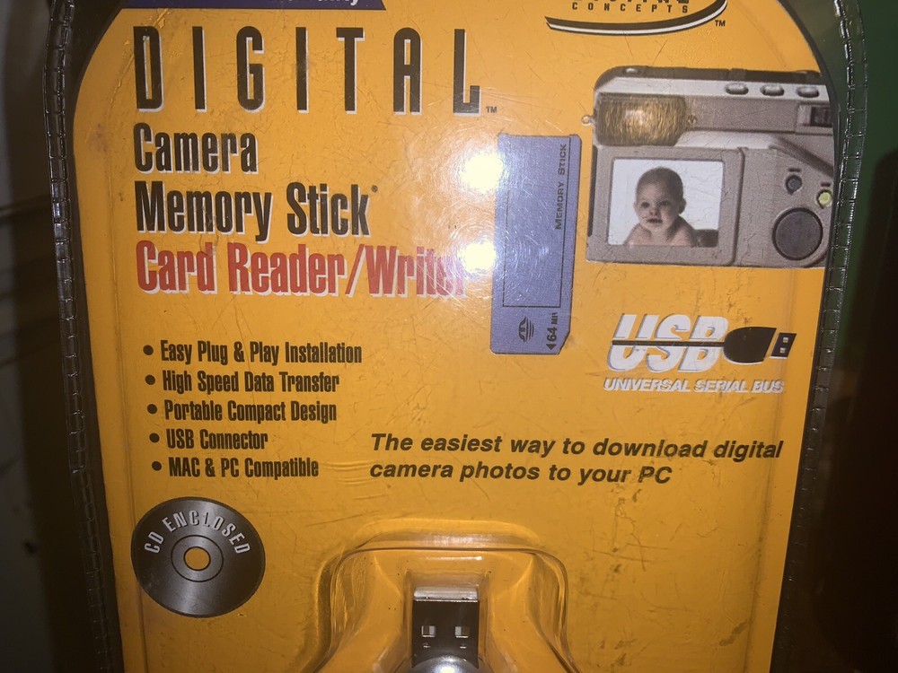 Digital Conepts CR30 Camera Memory Stick Card Reader / Writer USB