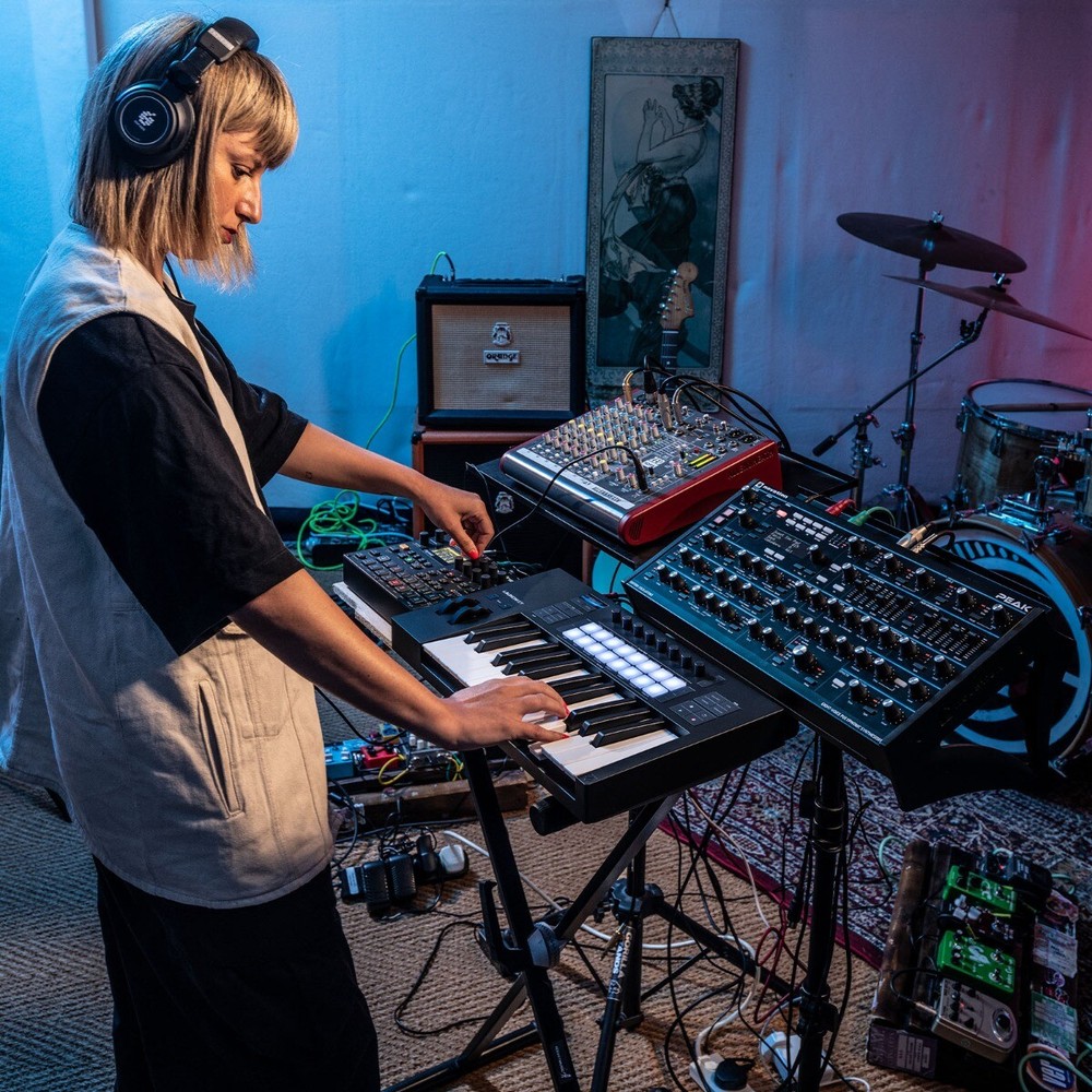 Novation Launchkey 25 MK4 All-in-One DAW Keyboard Controller