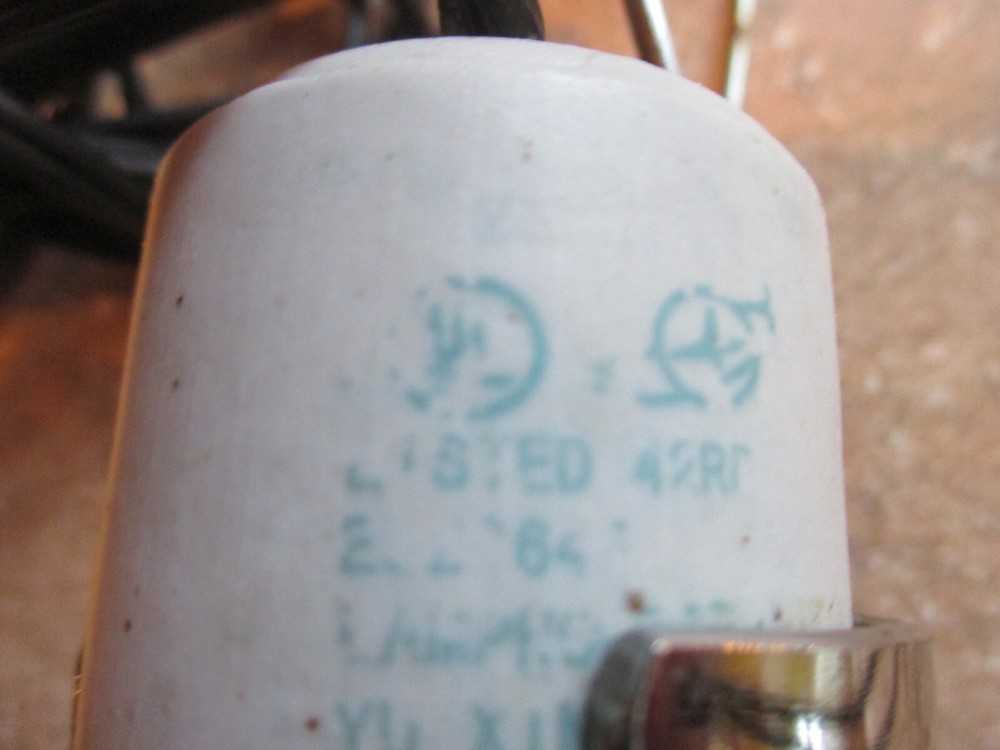 Type A Lamp 75W 5" diam Clamped
