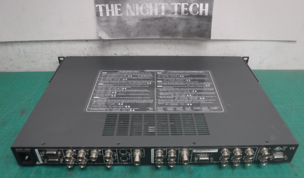Extron USP 405 Universal Signal Processor w/ Mounts