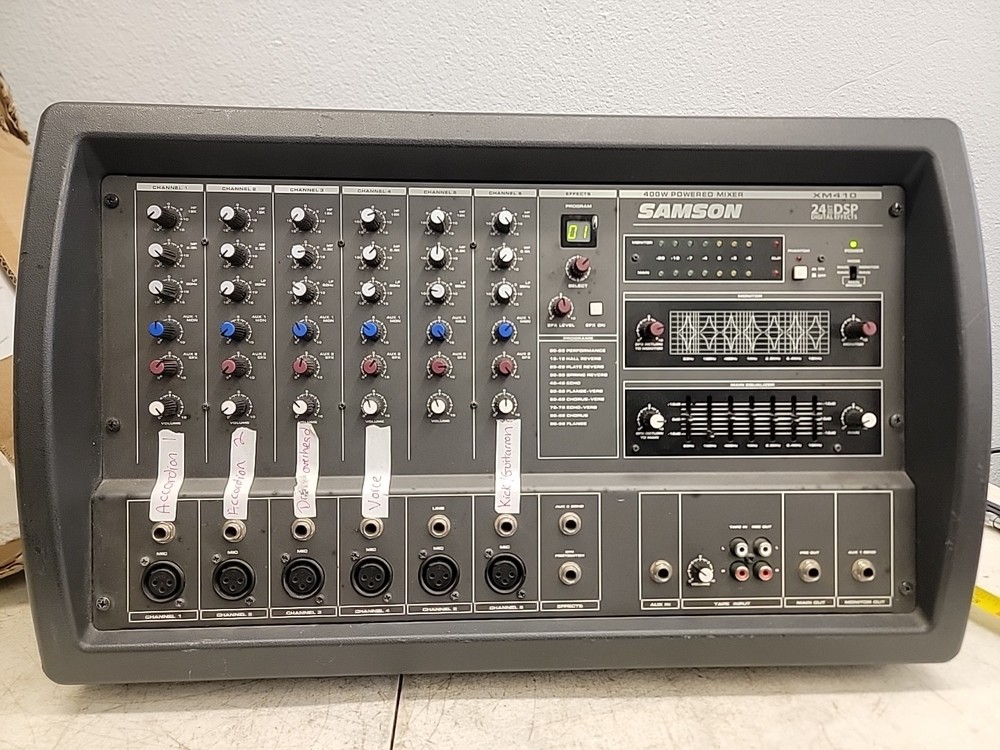 Samson XM410 400W Powered Mixer