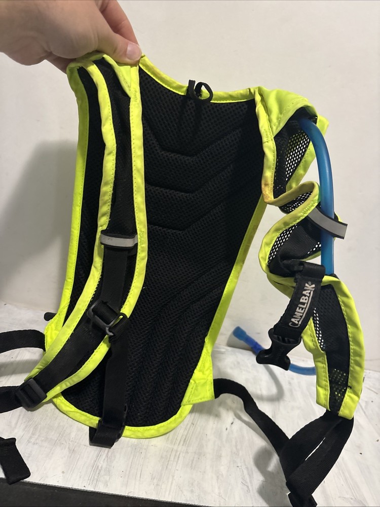 CamelBak Yellow Backpack Hydration Pack 2L Marks